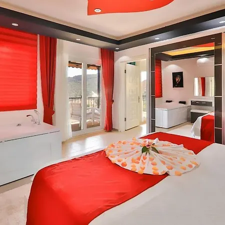 Calikusu Kalkan Villa *