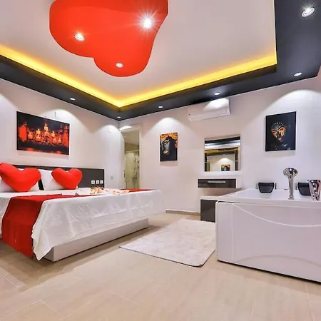 Calikusu Kalkan Willa *