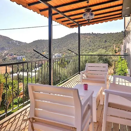 Calikusu Kalkan Каш